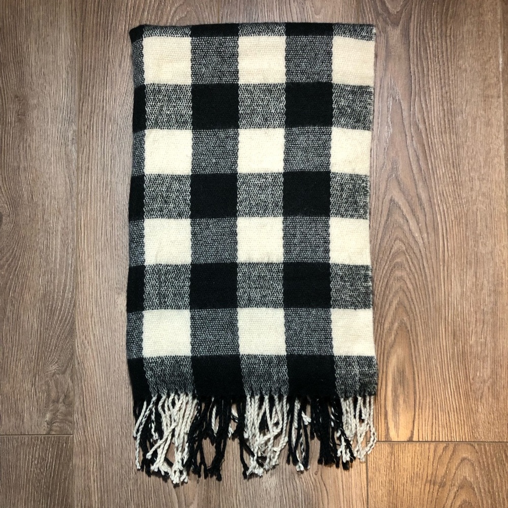 Plaid Blanket Scarf Set Of Two - Picture 8 of 10